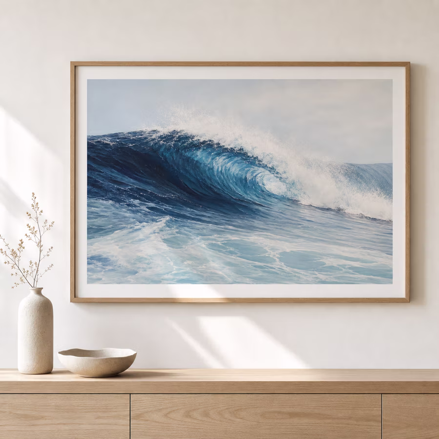 Gerahmtes Wandbild mit großer blauer Meereswelle